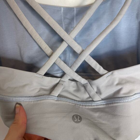 Lululemon Energy Bra Longline Sports Bra Blue Linen Strappy Back Size 8 - Picture 4 of 5